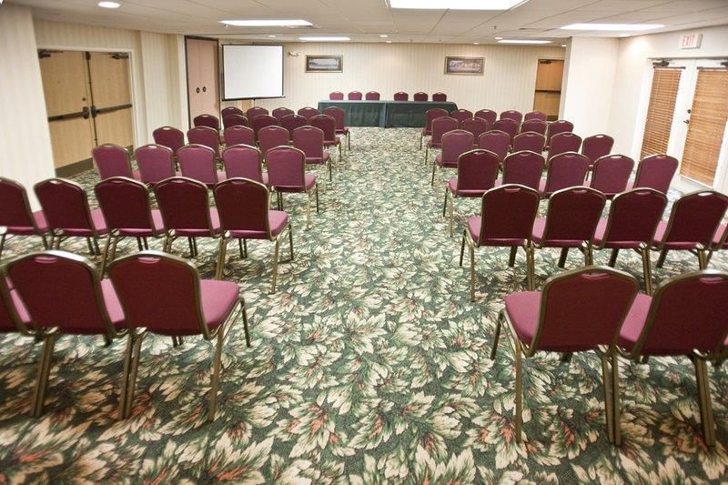 Best Western Plus Ambassador Suites Venice Gardens Facilities photo