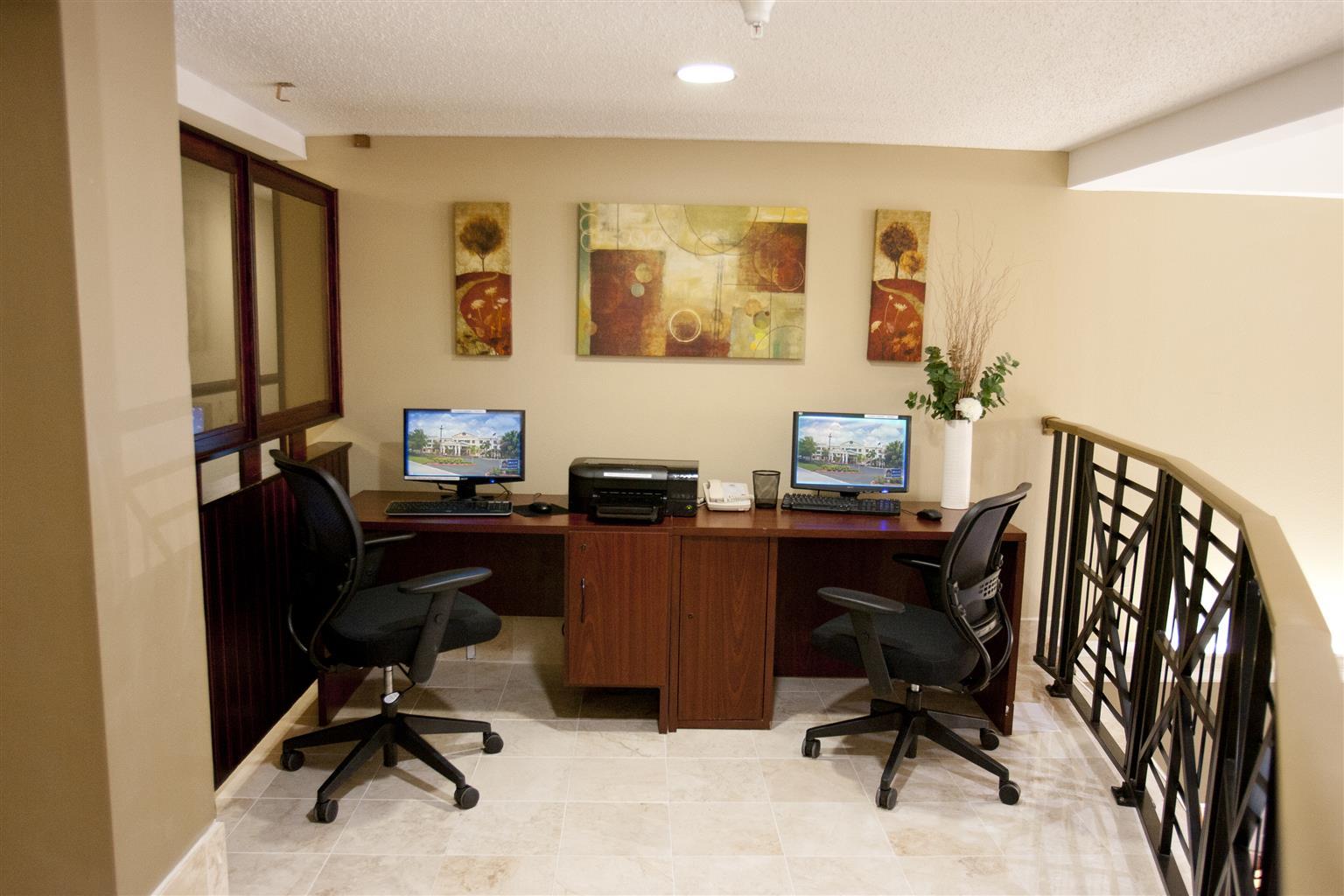 Best Western Plus Ambassador Suites Venice Gardens Exterior photo